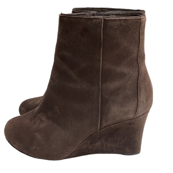 Rockport Brown Suede Wedge Ankle Bootie SZ 6.5 - Picture 2 of 6